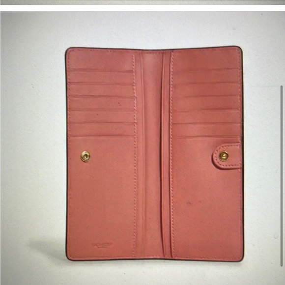 New (used once) 3 piece Pink Taffy Plaid matching Coach set! - Picture 8 of 9